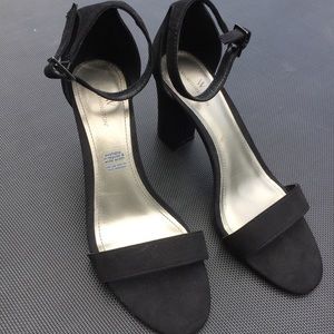 Worthington Open Toed Chunky Heels